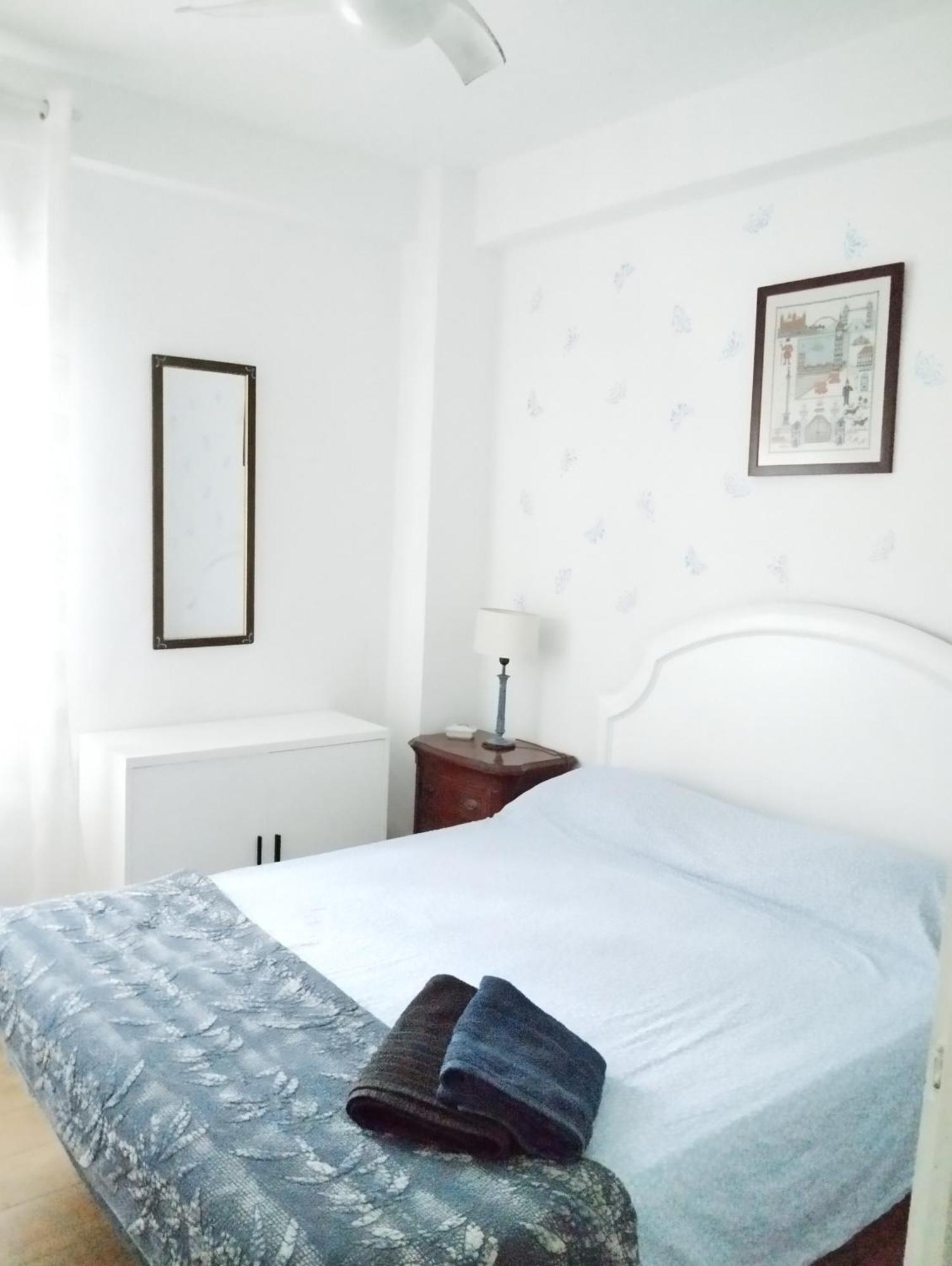 Apartamento Luminoso Y Nuevo En Madrid Rio Luaran gambar