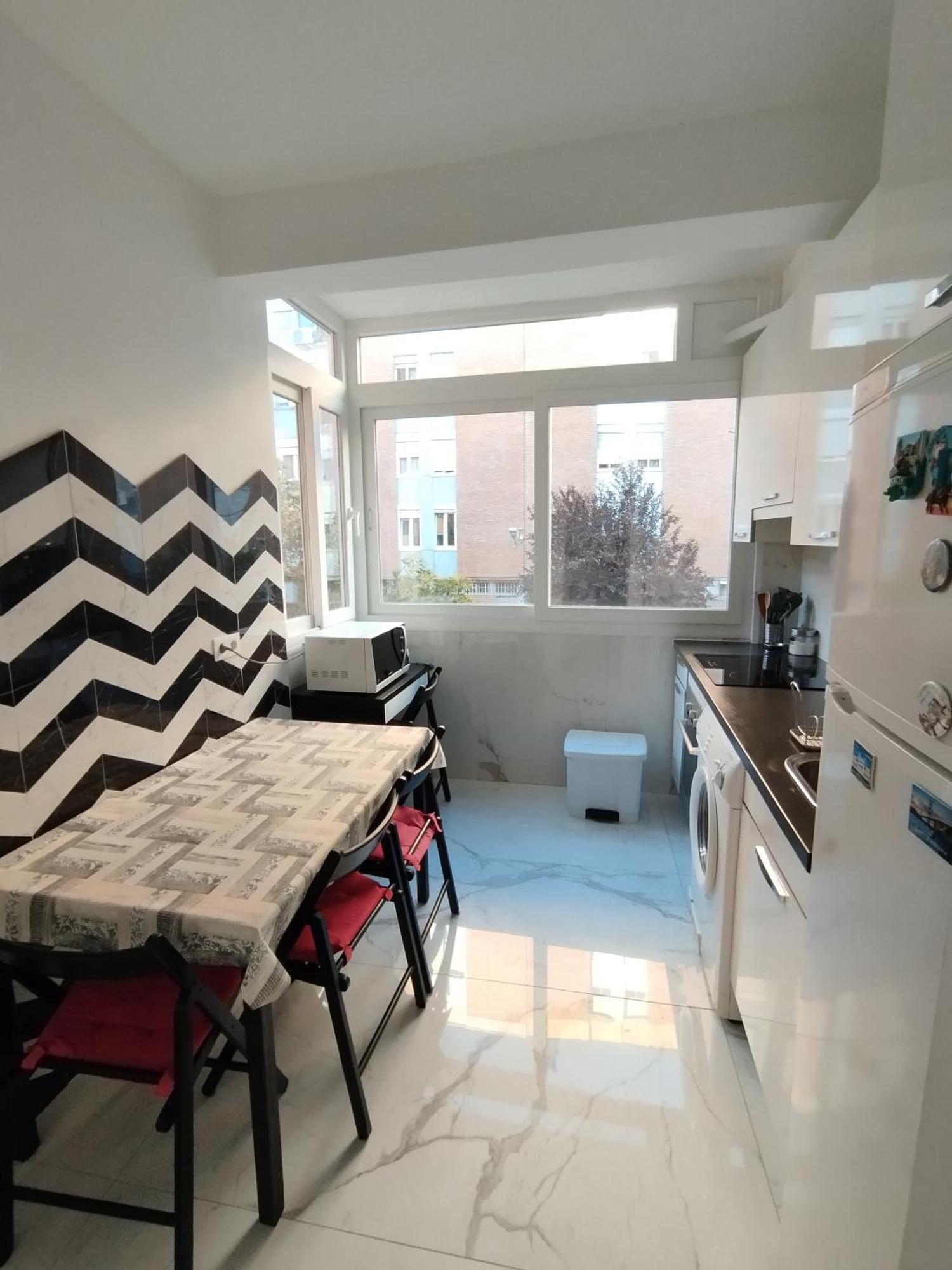 Apartamento Luminoso Y Nuevo En Madrid Rio Luaran gambar